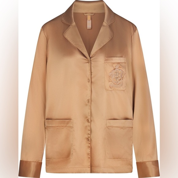 NWT SKIMS  Hotel Shine Long Sleeve Button Up Sleep Top Women’s Large Homey - Picture 1 of 10